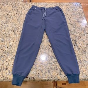 FIGS Tansen Jogger scrubs QUIET NAVY size Small